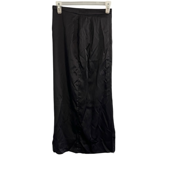 Roomk The Frankie Shop Hepburn Midi Skirt Deep Navy - Picture 2 of 8